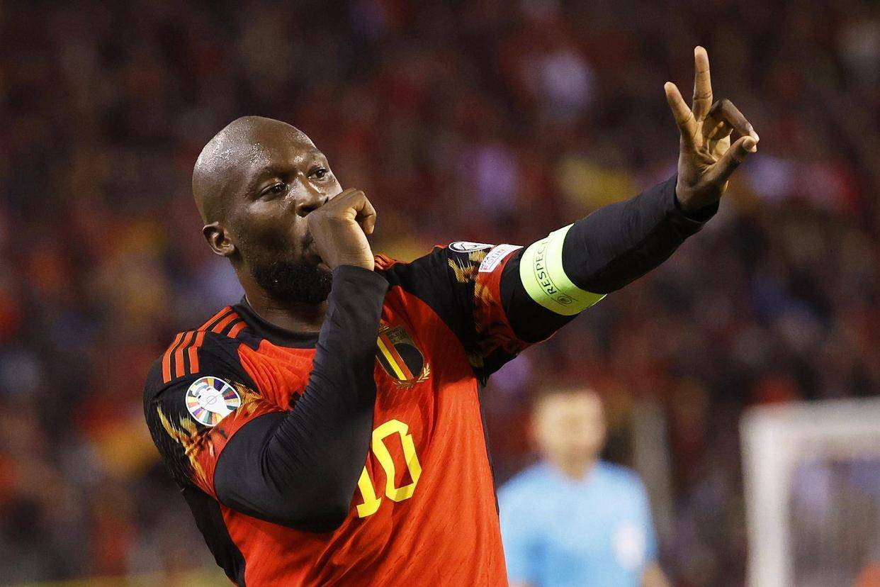 关于世界杯球员突破自我，表现堪称完美的信息