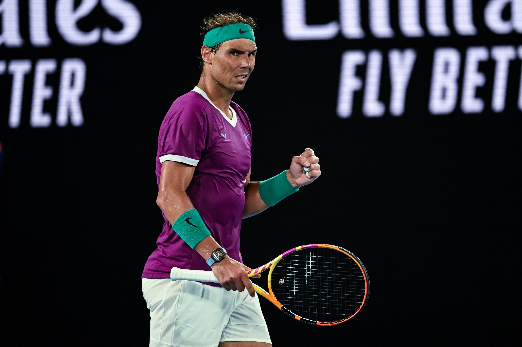 包含澳网碾压拉沃尔杯，纳达尔统治全场的词条