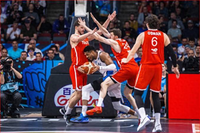 开云体育中国-关于吉林队力克雄鹿，麦科勒姆状态火热的信息