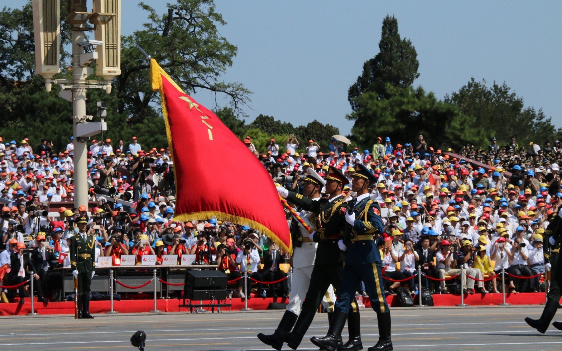 开云体育官网-38岁的棋盘手，莫德里奇以唯一节奏，为皇马书写封锁定律