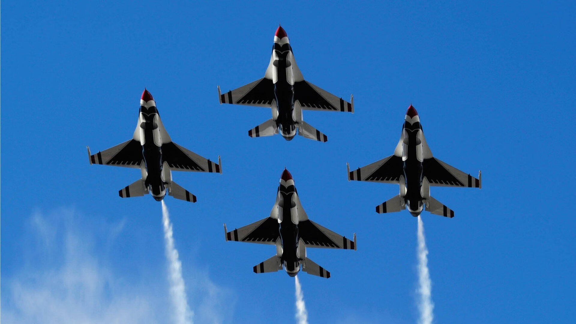 开云体育平台APP-巨兽入侵，当字母哥把活塞防线变成一道无解的数学题