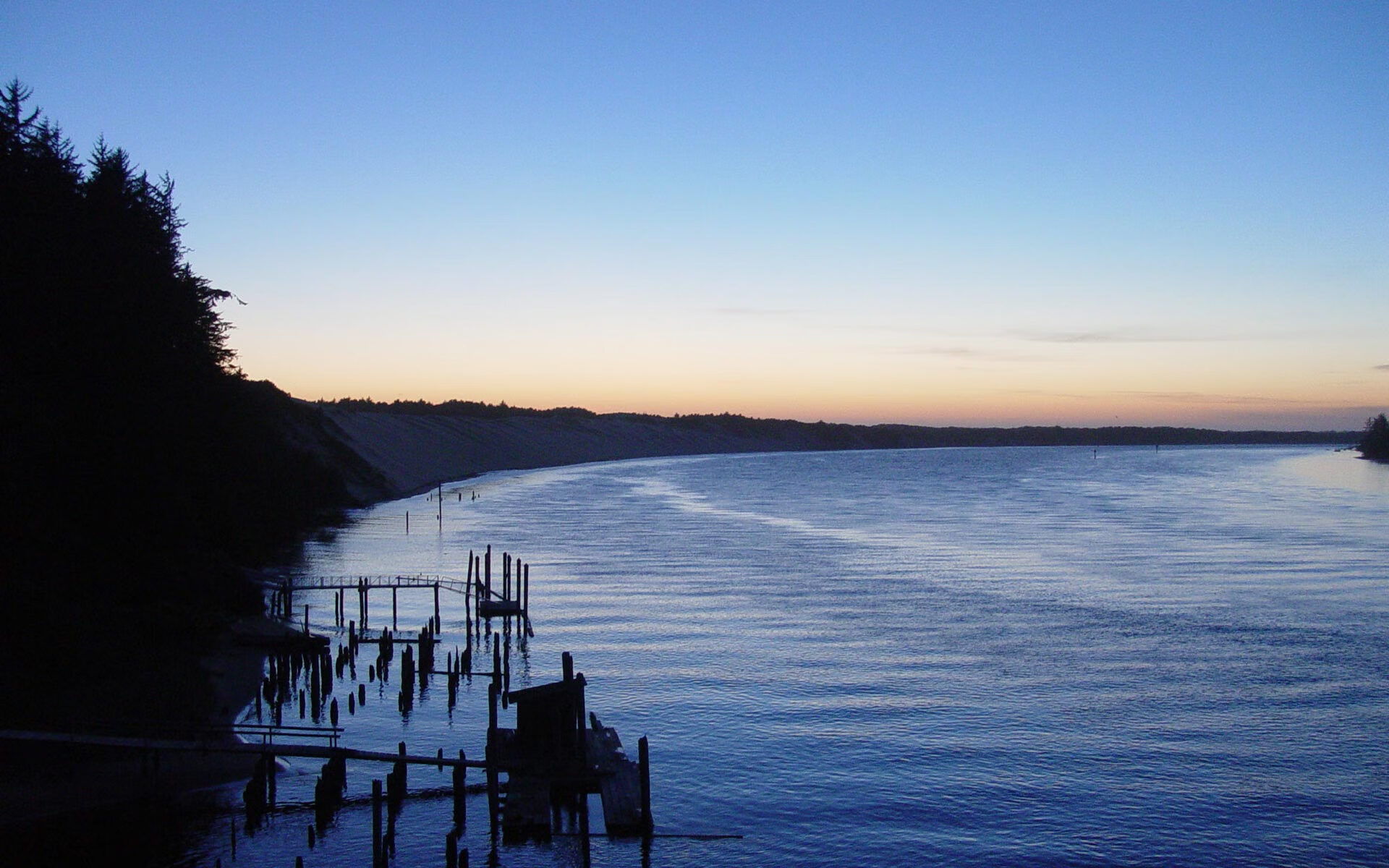 开云体育中国-龙城对决密尔沃基，一场表演赛如何成为超越胜负的篮球对话？